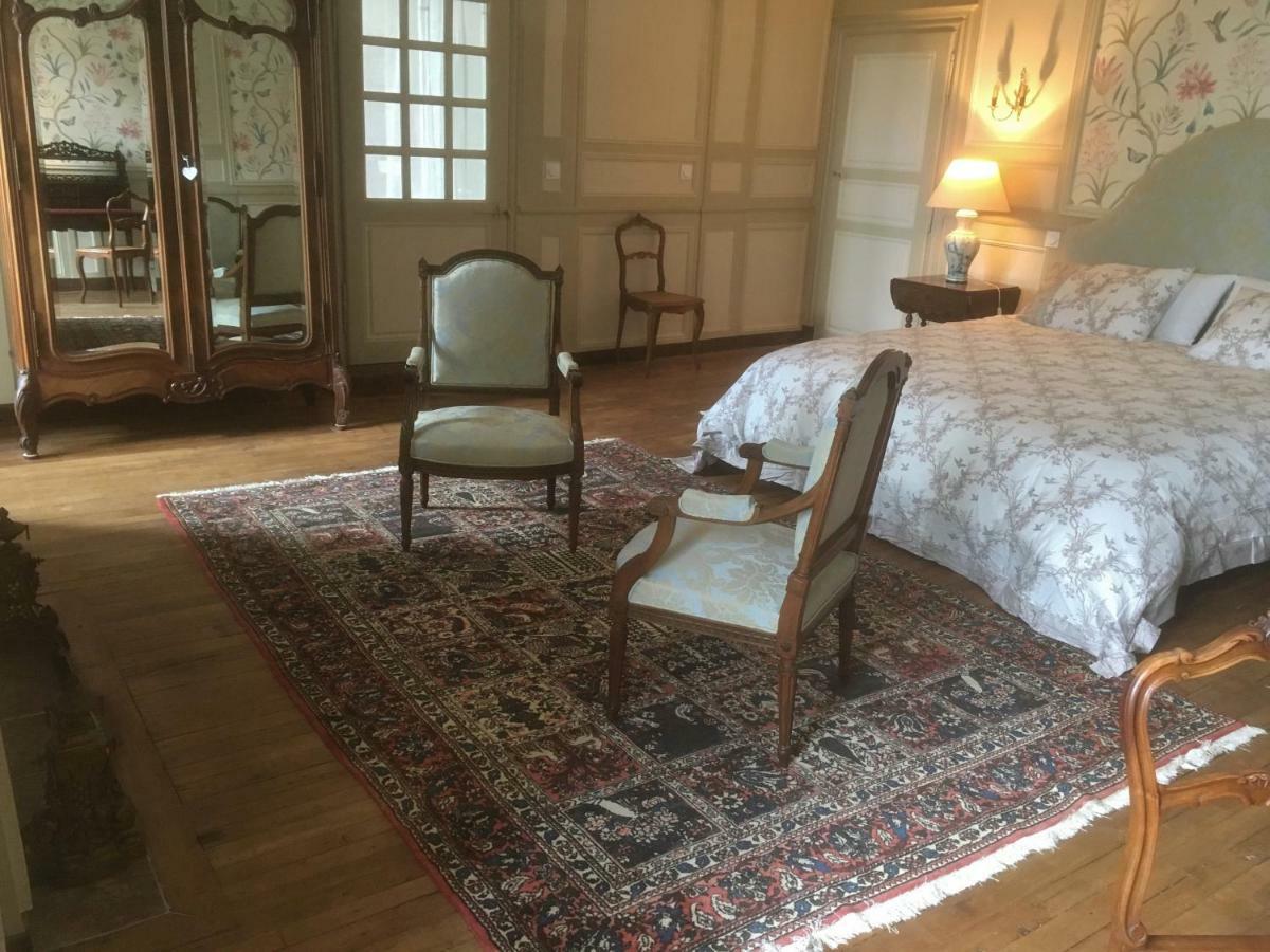 Chateau Ville Voisin Augan エクステリア 写真