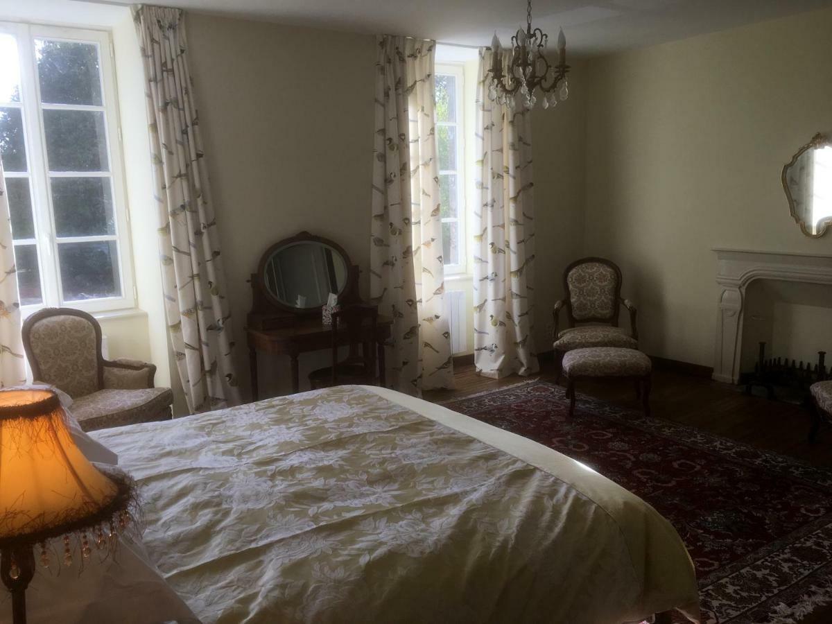 Chateau Ville Voisin Augan エクステリア 写真